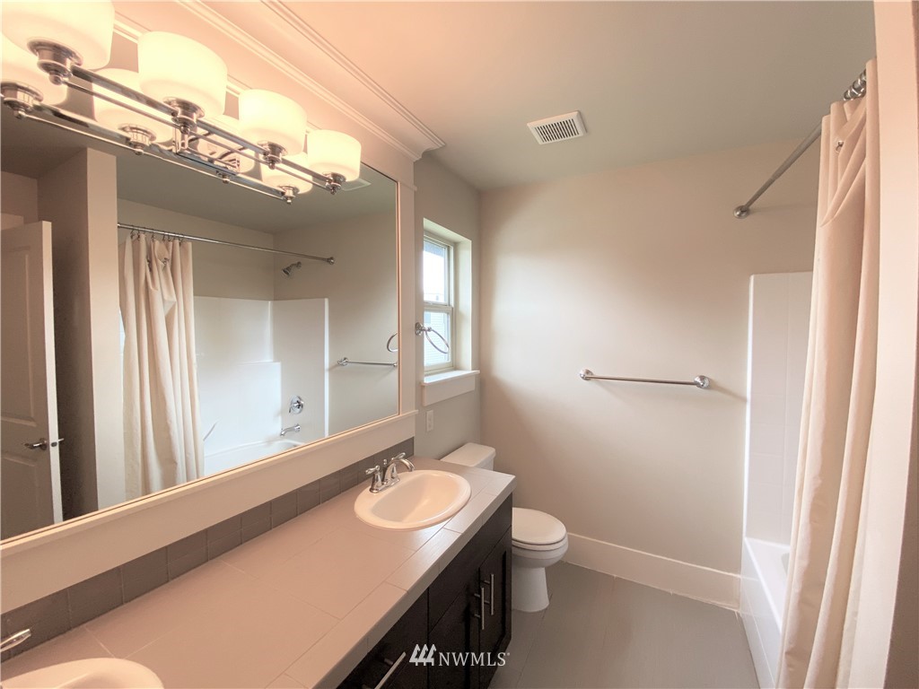 1514 Davis Avenue South Renton, WA 98055 - Photo 24 of 37 Gallery Image 24