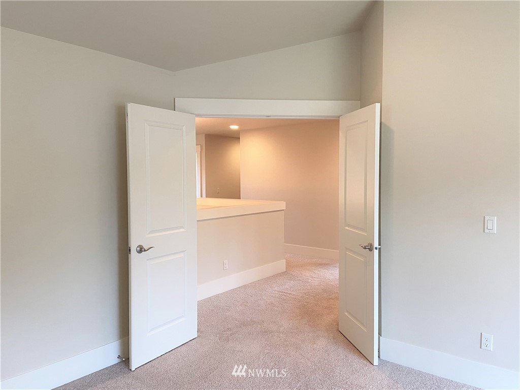 1514 Davis Avenue South Renton, WA 98055 - Photo 27 of 37 Gallery Image 27