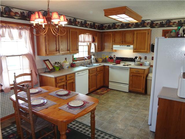 161 Kastel Road Ethridge, TN 38456 - Photo 4 of 16 Gallery Image 4
