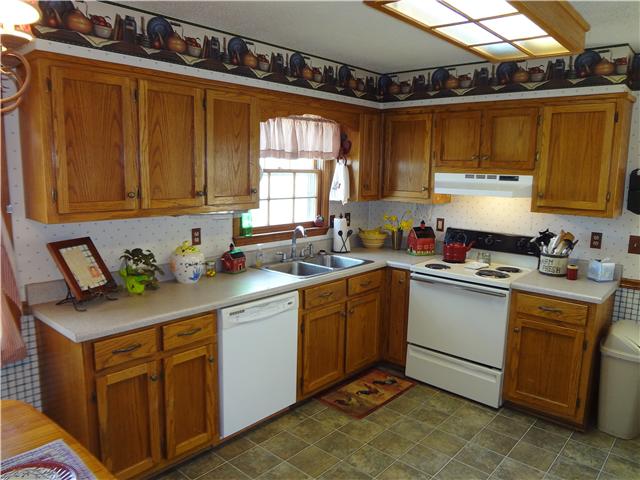 161 Kastel Road Ethridge, TN 38456 - Photo 5 of 16 Gallery Image 5