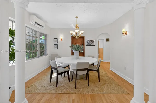 $7,500 | 1305 Alhambra Circle, Coral Gables, FL 33134