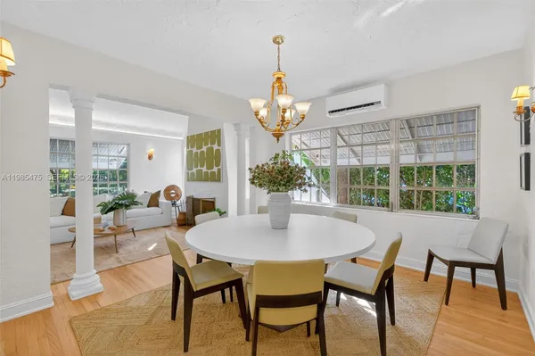 $7,500 | 1305 Alhambra Circle, Coral Gables, FL 33134
