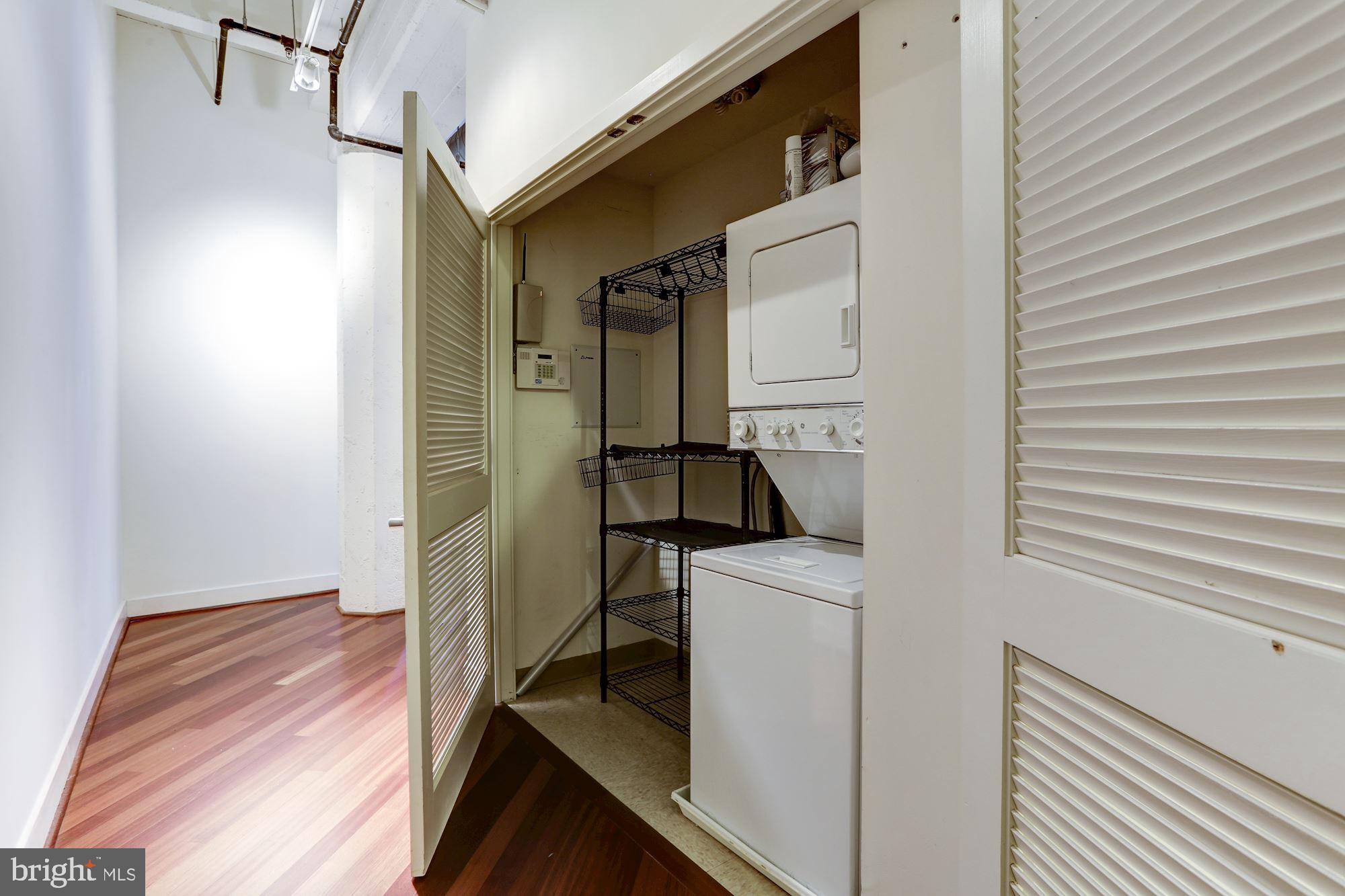 1701 Kalorama Road Northwest, Unit D2 Washington, DC 20009 - Photo 3 of 19 Washer/Dryer