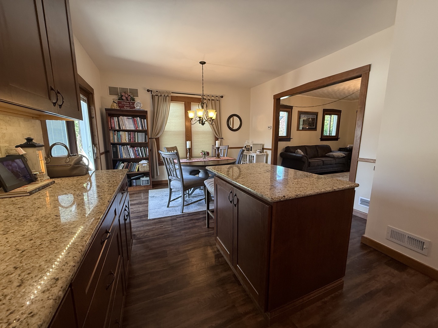321 West South Street Dwight, IL 60420 - Photo 8 of 25