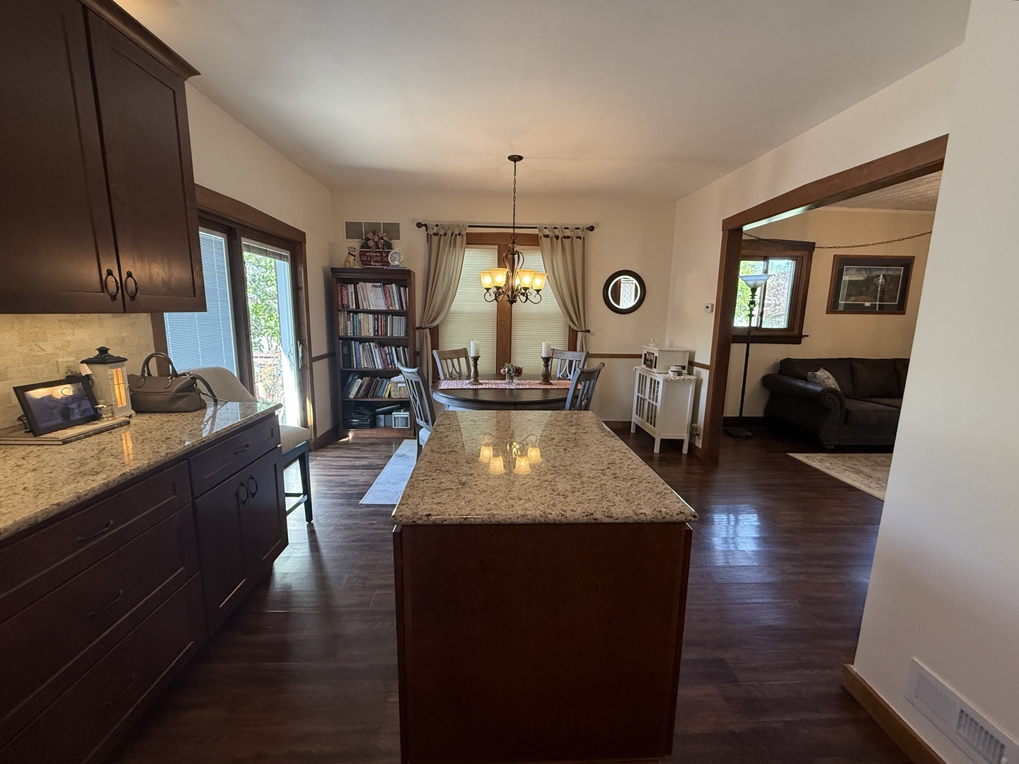 321 West South Street Dwight, IL 60420 - Photo 9 of 25