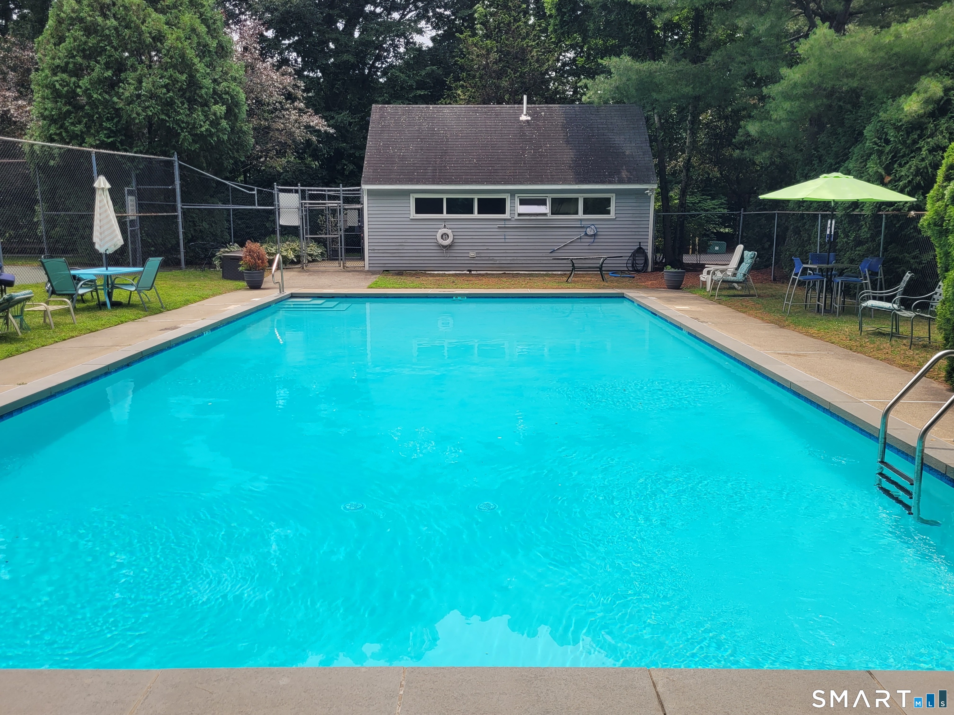 50 Wilton Crest Road, Unit 50 Wilton, CT 06897 - Photo 3 of 31 Wilton Crest association swimming pool