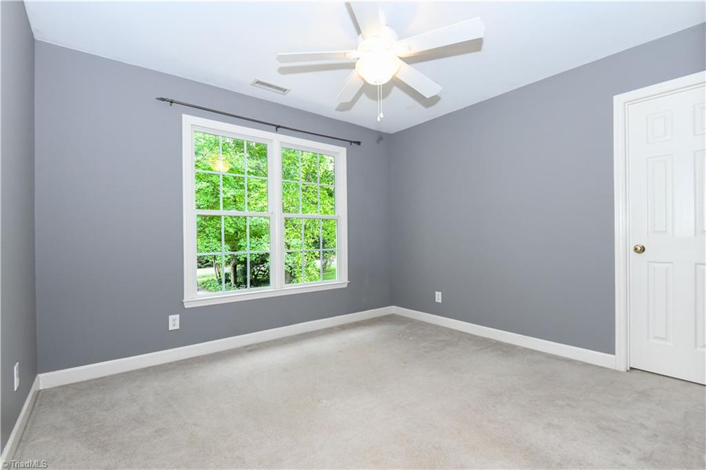 5923 Ballinger Road Greensboro, NC 27410 - Photo 28 of 42