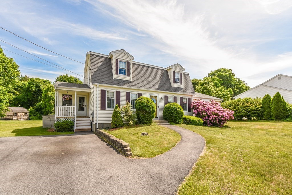 8 Whittier Road Billerica, MA 01821 - Photo 2 of 41