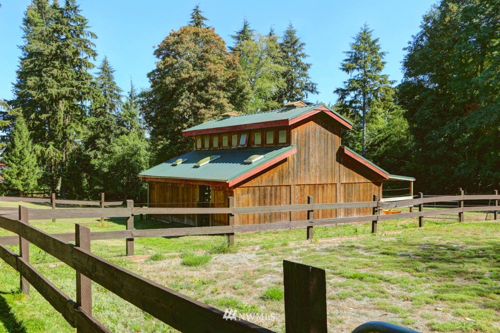6632 Southwest Luana Beach Road Vashon, WA 98070 - Photo 22 of 25 Gallery Image 22