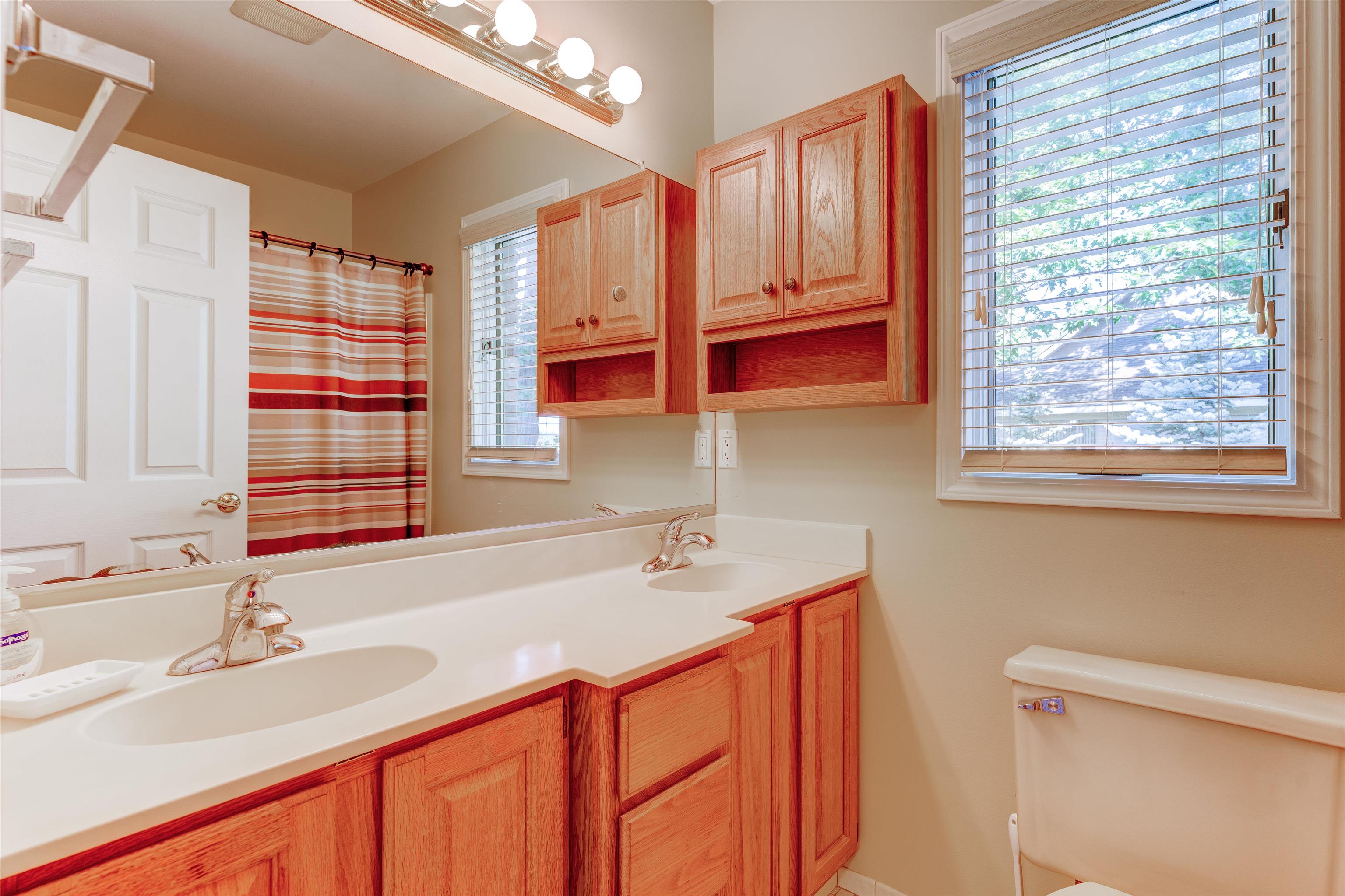 4189 Cordley Lake Road Pinckney, MI 48169 - Photo 33 of 41 50116322-32.JPG