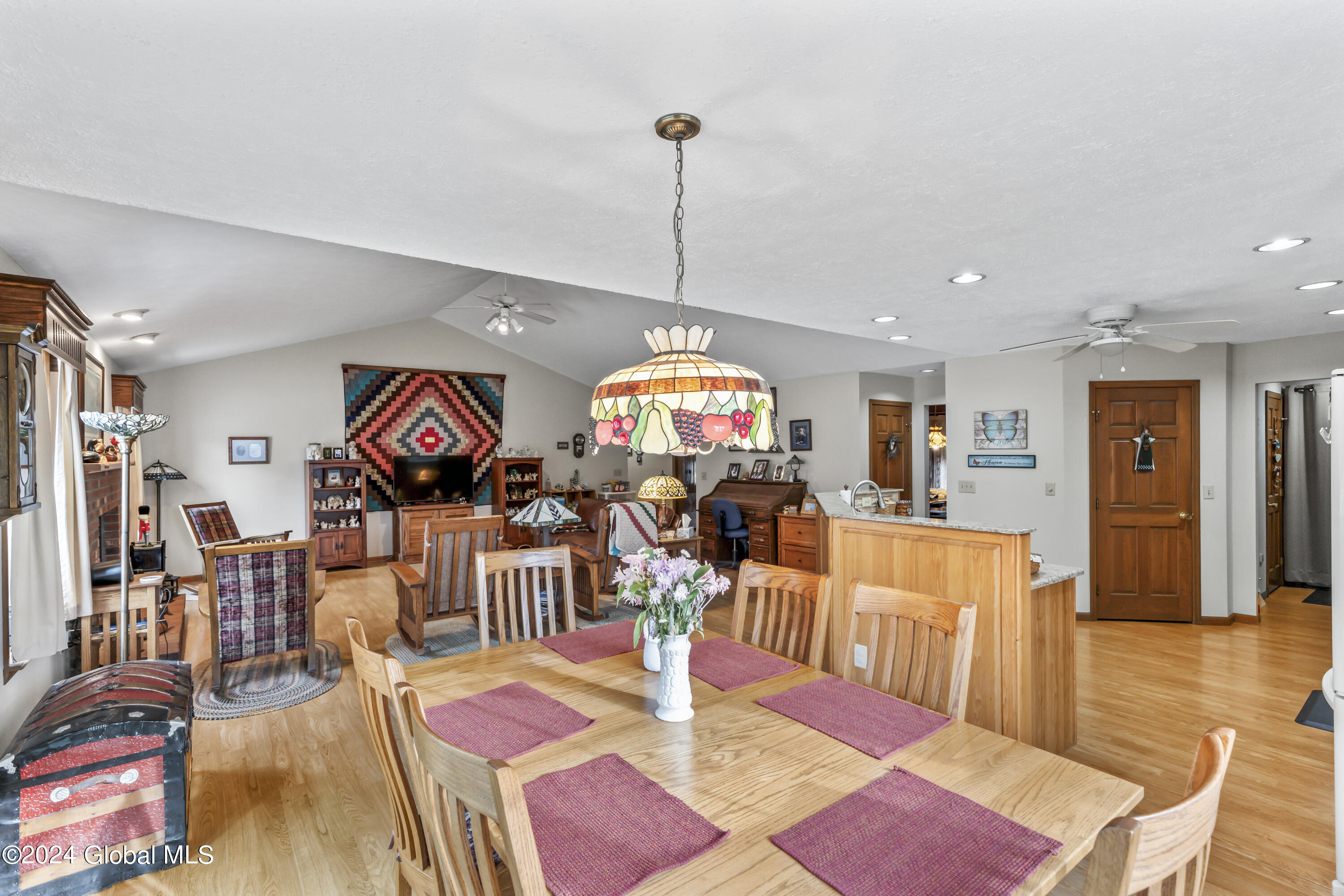 71 Raylinsky Road Malta, NY 12019 - Photo 12 of 49 DSC07520