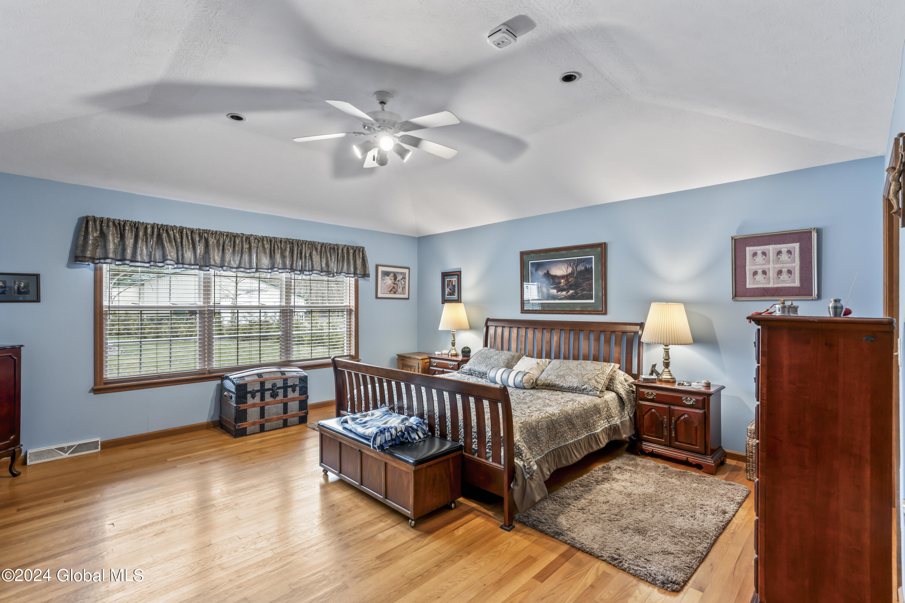 71 Raylinsky Road Malta, NY 12019 - Photo 21 of 49 DSC07541