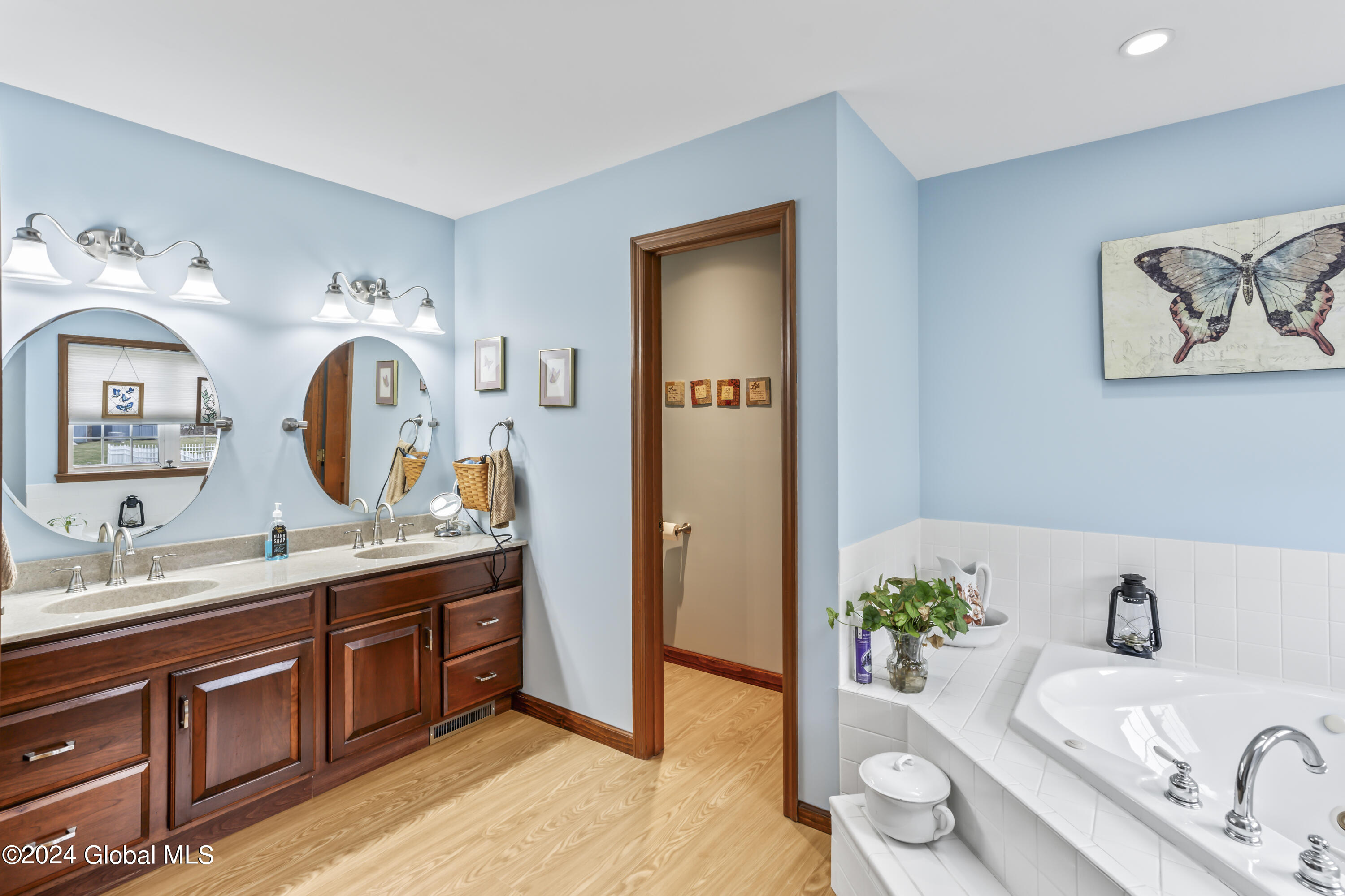 71 Raylinsky Road Malta, NY 12019 - Photo 24 of 49 DSC07550