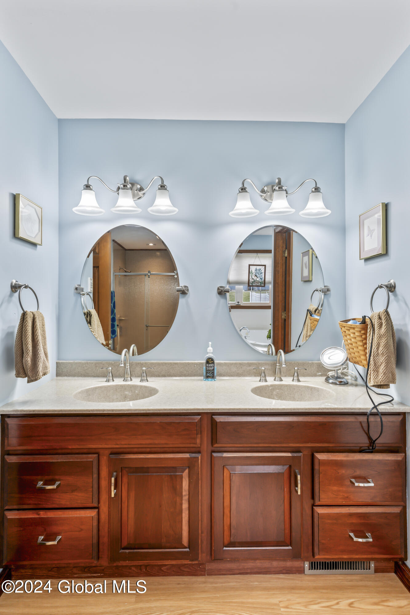 71 Raylinsky Road Malta, NY 12019 - Photo 25 of 49 DSC07553