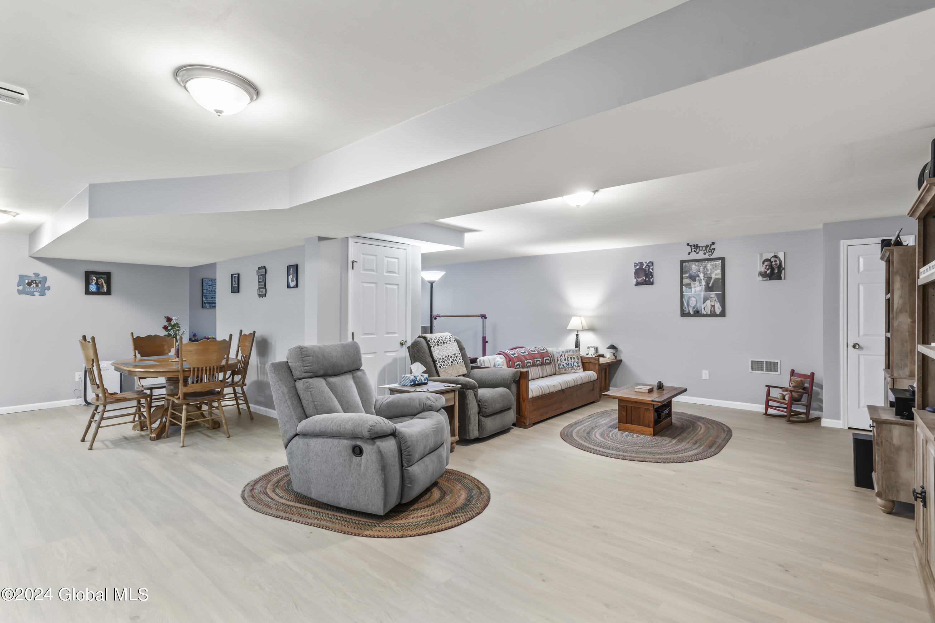 71 Raylinsky Road Malta, NY 12019 - Photo 30 of 49 DSC07571