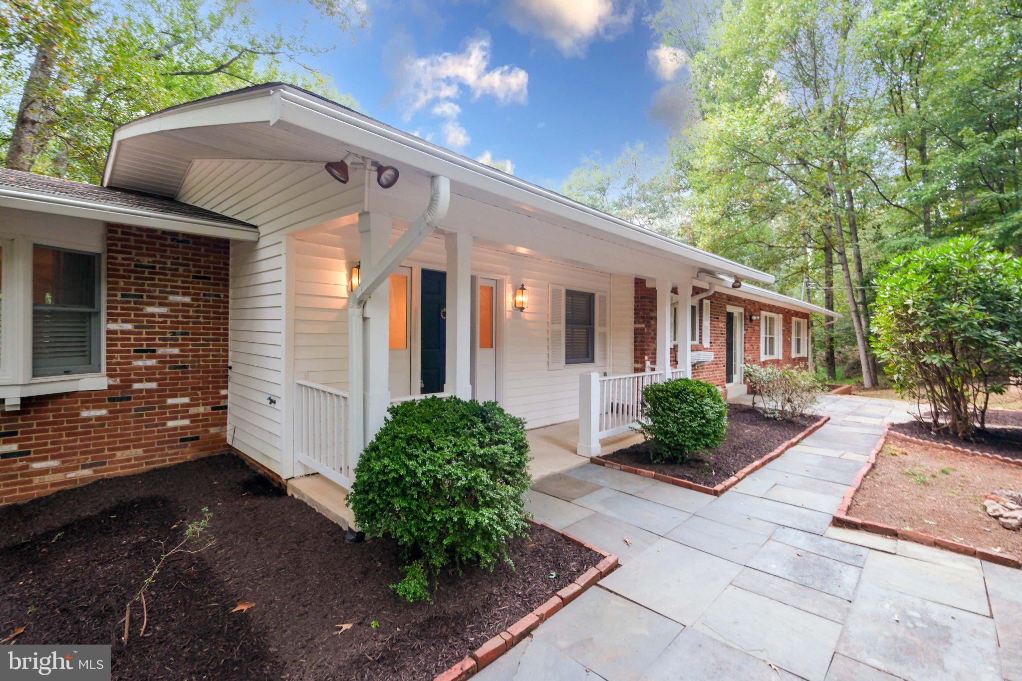 2530 Leeds Road Oakton, VA 22124 - Photo 11 of 63 Gallery Image 11