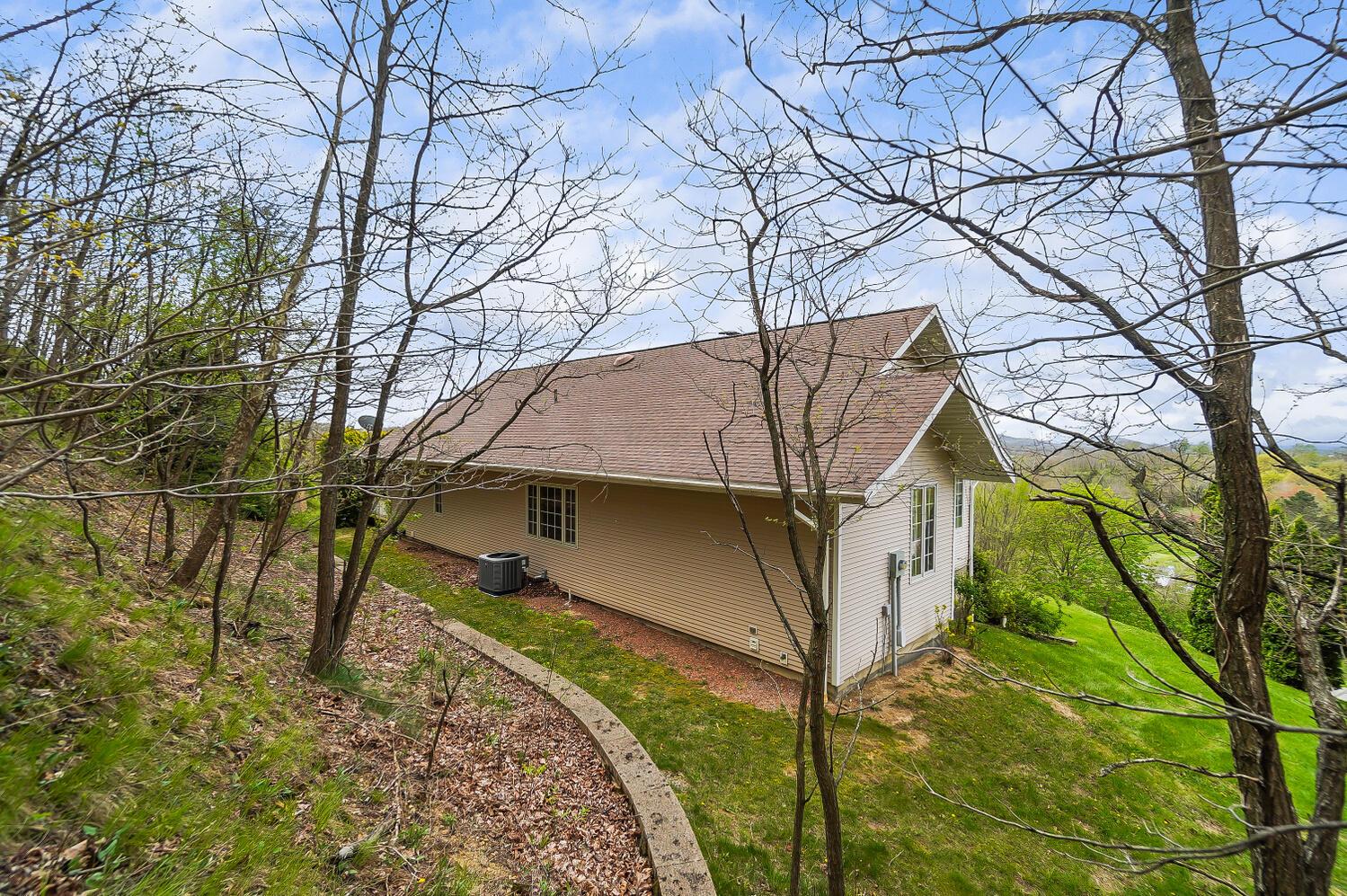 375 Thornton-Spung Road Kingston, OH 45644 - Photo 40 of 45 50036121-068_web
