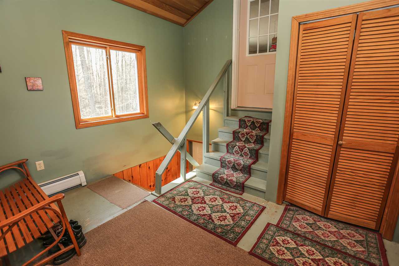 7334 Currier Road Loudon, NH 03307 - Photo 13 of 40