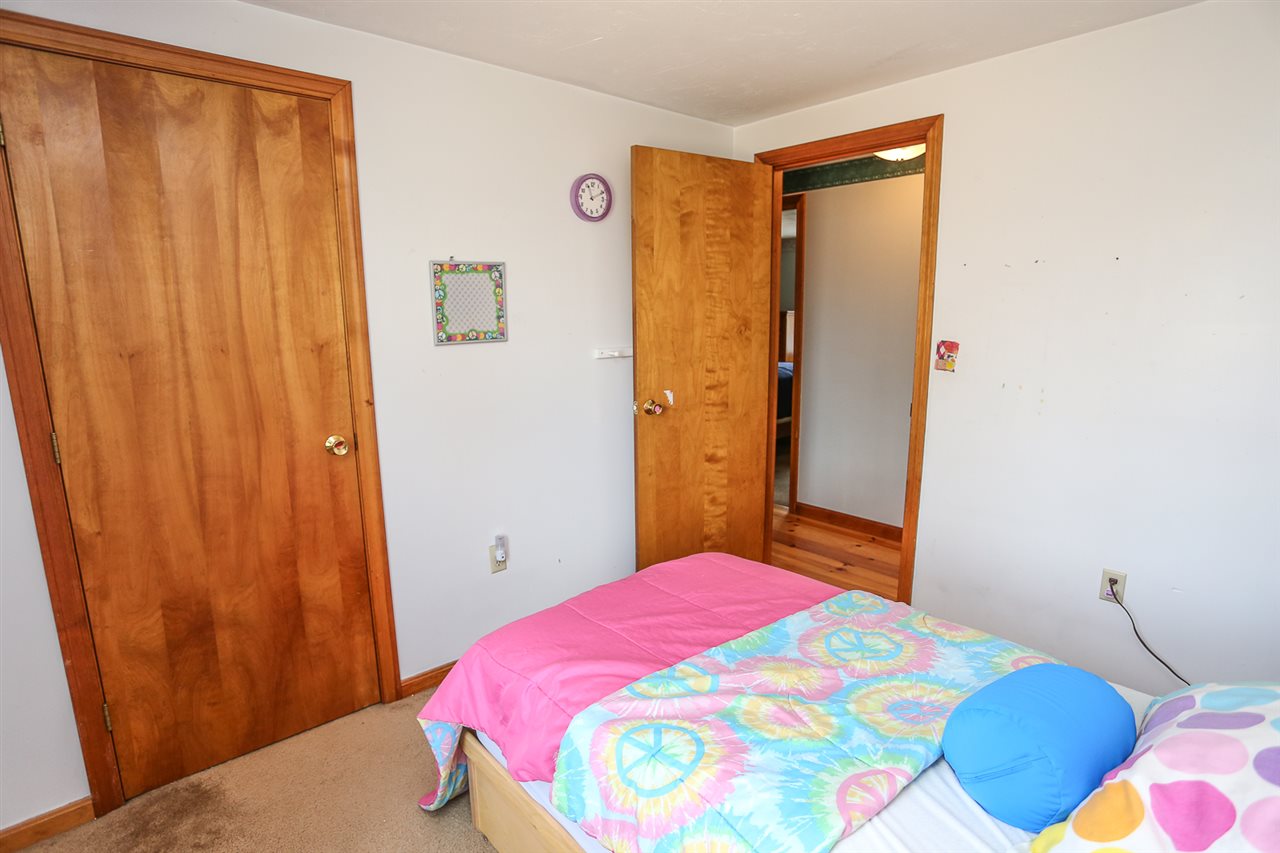 7334 Currier Road Loudon, NH 03307 - Photo 24 of 40