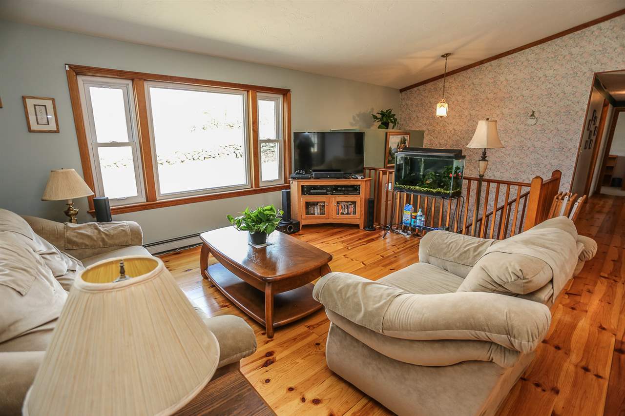 7334 Currier Road Loudon, NH 03307 - Photo 9 of 40