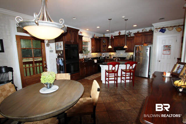 600 College Avenue Daphne, AL 36526 - Photo 10 of 35 Dining & Kitchen