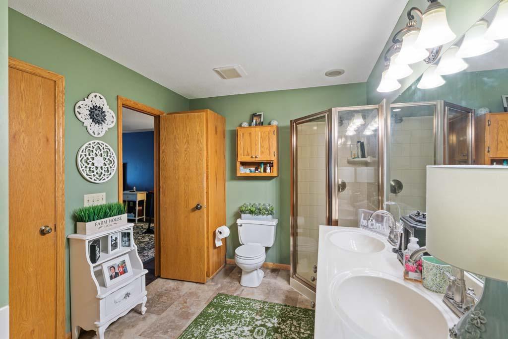 6913 Sherwood Road Woodbury, MN 55125 - Photo 16 of 27