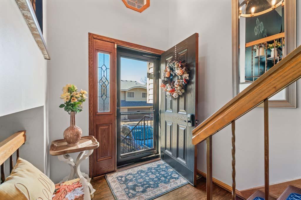 6913 Sherwood Road Woodbury, MN 55125 - Photo 2 of 27