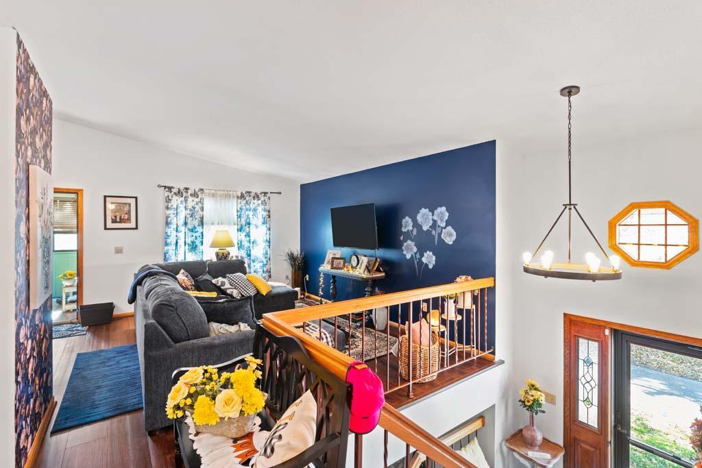 6913 Sherwood Road Woodbury, MN 55125 - Photo 5 of 27