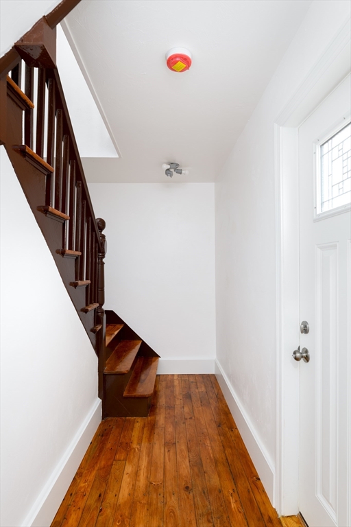 48 Esther Street Worcester, MA 01607 - Photo 16 of 29