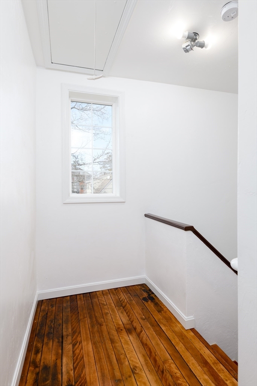 48 Esther Street Worcester, MA 01607 - Photo 17 of 29