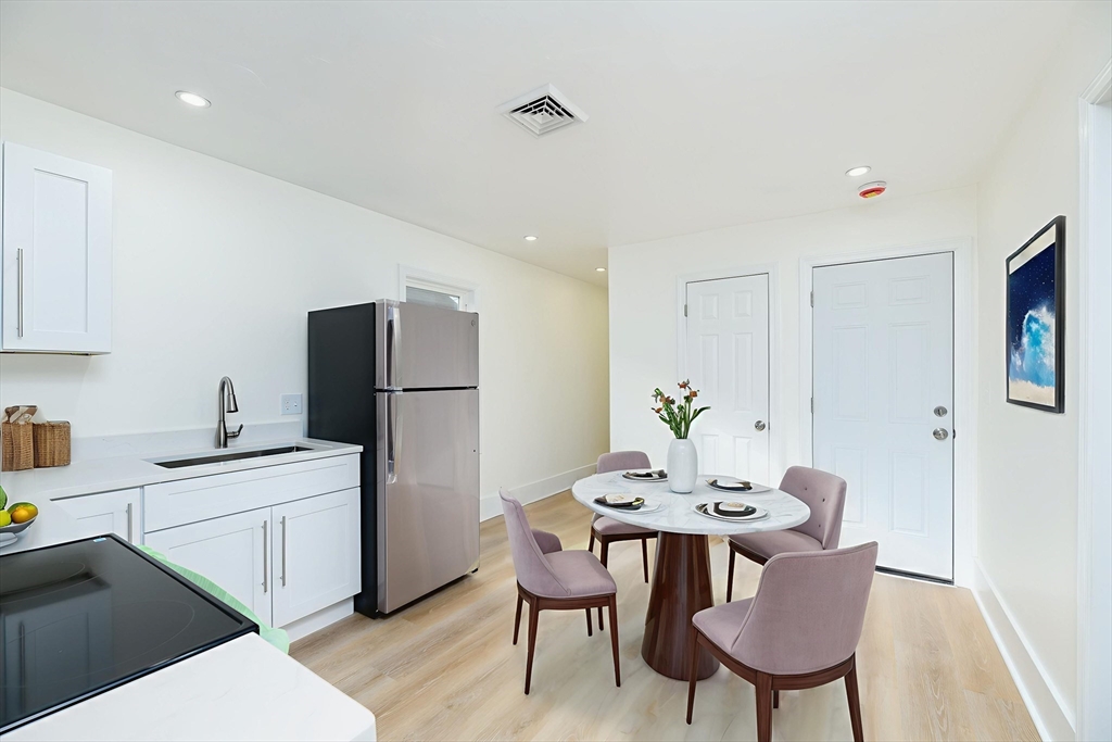 48 Esther Street Worcester, MA 01607 - Photo 20 of 29