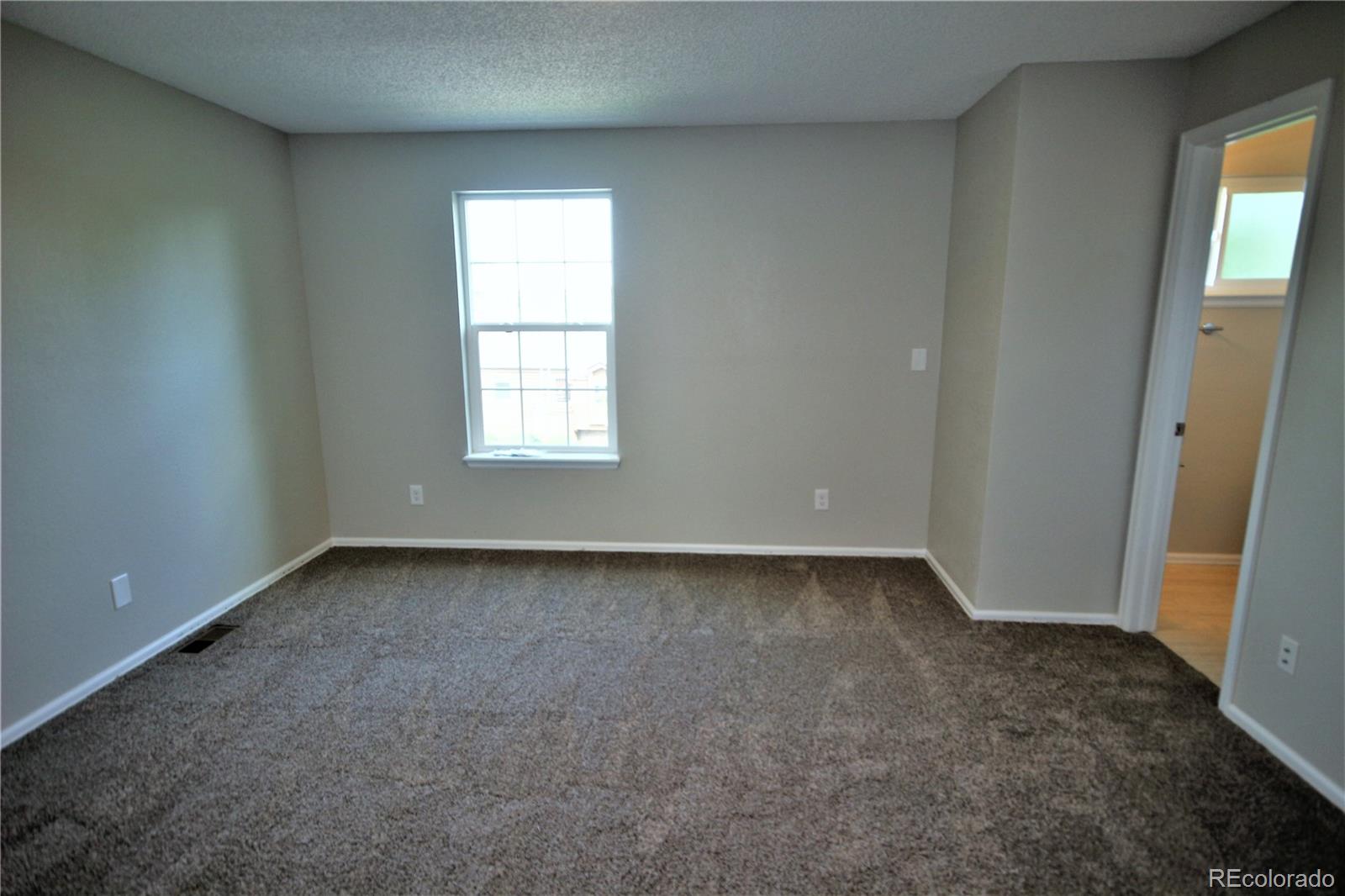 4105 South Rifle Way Aurora, CO 80013 - Photo 10 of 19 Gallery Image 10