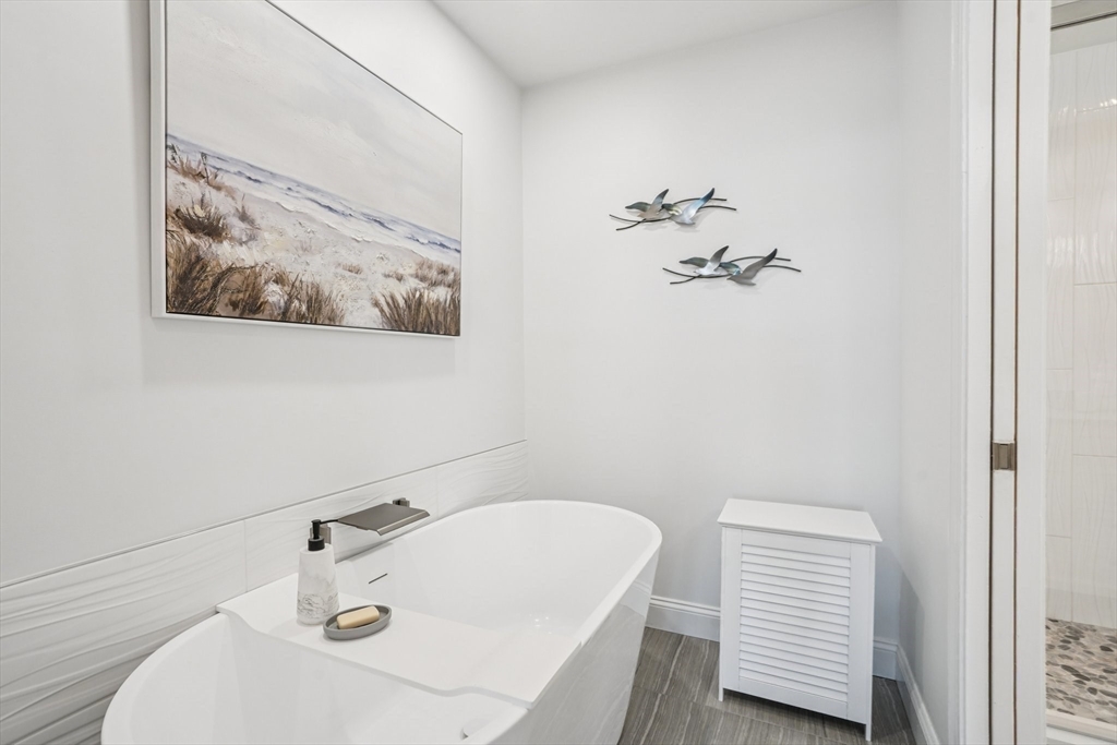 48 Valley Beach Avenue, Unit 2 Hull, MA 02045 - Photo 26 of 41