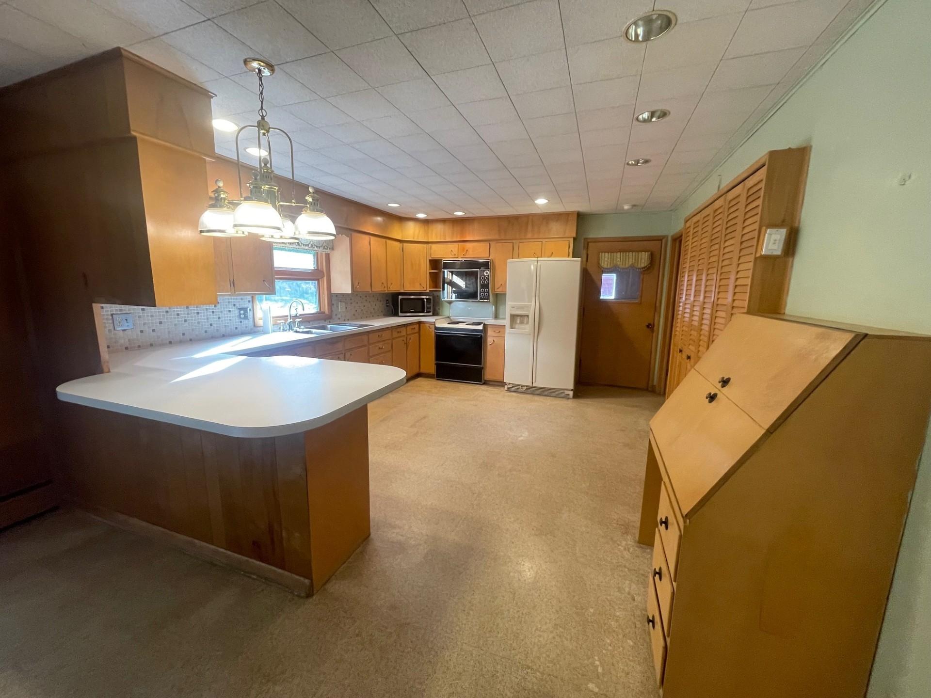813 Birch Street Rhinelander, WI 54501 - Photo 2 of 29 Gallery Image 2