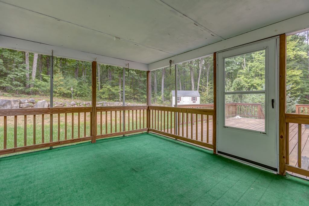 20 Greenbriar Lane Amherst, NH 03031 - Photo 30 of 40