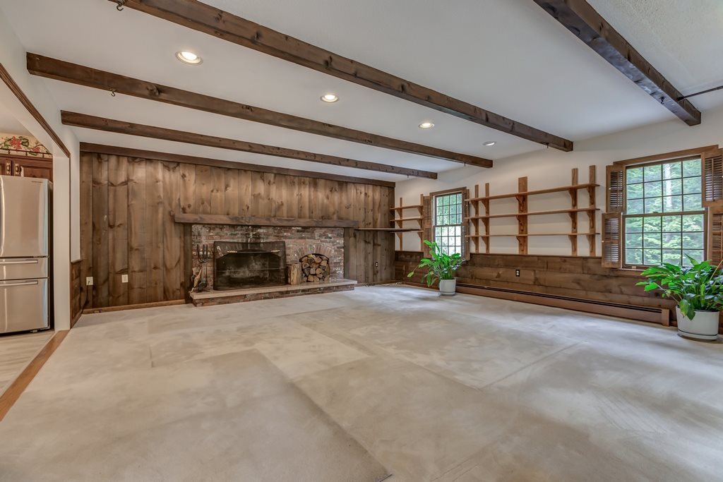 20 Greenbriar Lane Amherst, NH 03031 - Photo 4 of 40