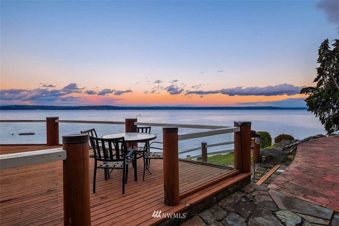 12660 Cunliffe Road Southwest Vashon, WA 98070 - Photo 14 of 34 Gallery Image 14