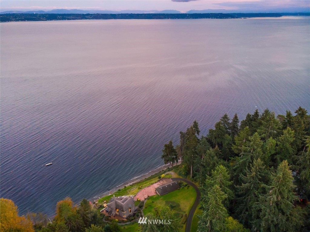 12660 Cunliffe Road Southwest Vashon, WA 98070 - Photo 33 of 34 Gallery Image 33