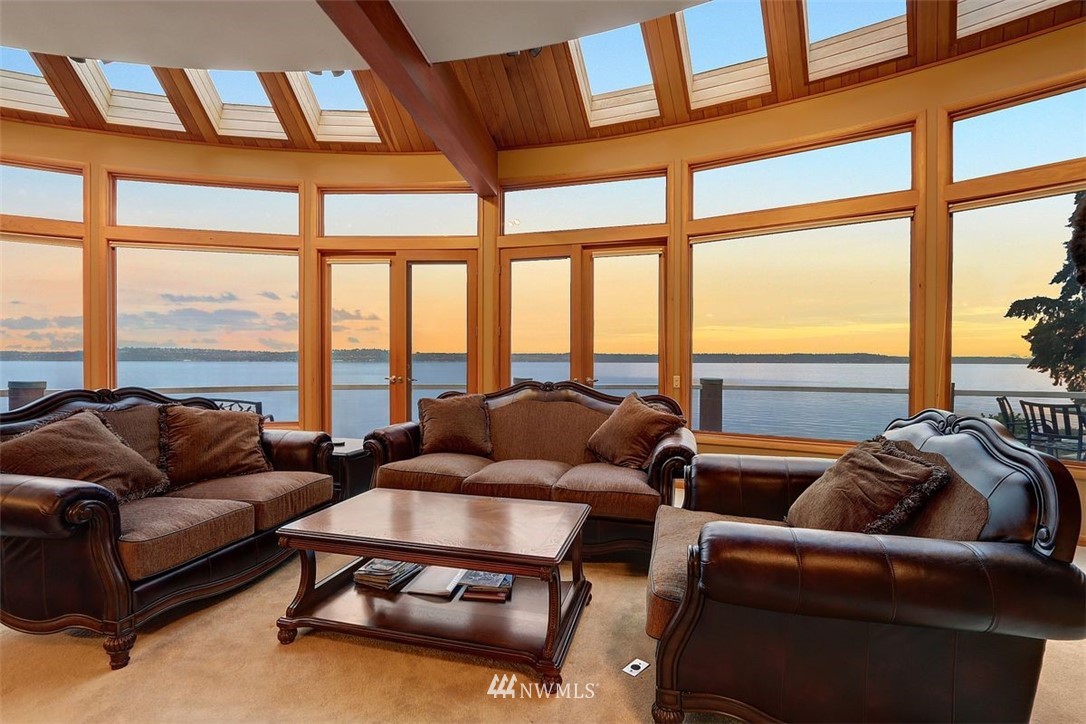12660 Cunliffe Road Southwest Vashon, WA 98070 - Photo 6 of 34 Gallery Image 6