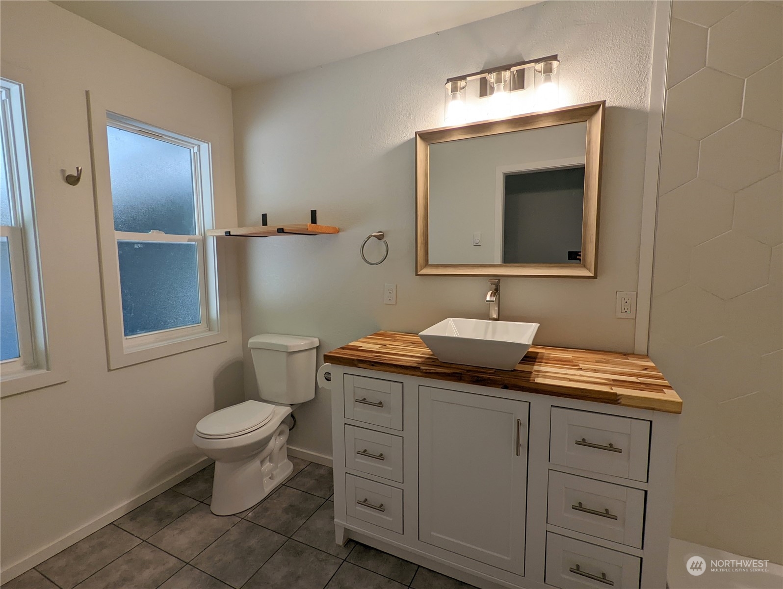 2273 Black Diamond Road Port Angeles, WA 98363 - Photo 19 of 36 Gallery Image 19