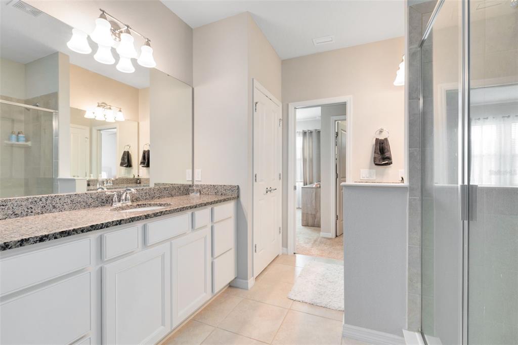586 Piazza Point Oviedo, FL 32765 - Photo 8 of 38