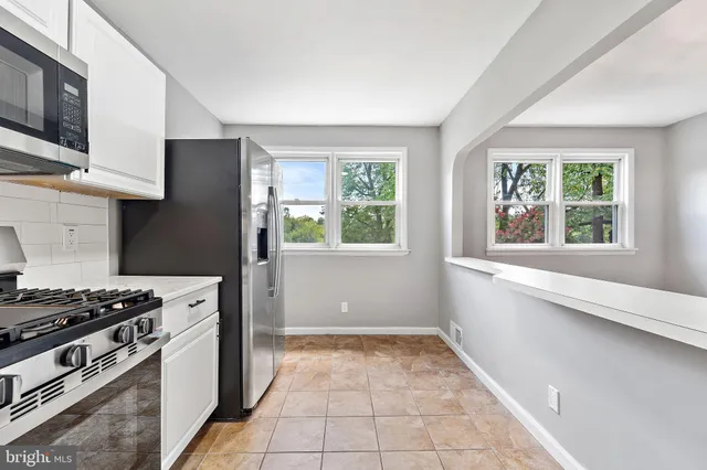 $238,999 | 1239 Lake Shore Drive, Camden, NJ 08104