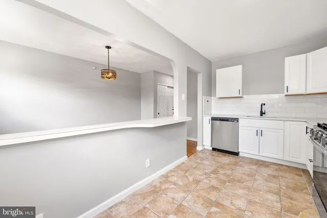 $238,999 | 1239 Lake Shore Drive, Camden, NJ 08104