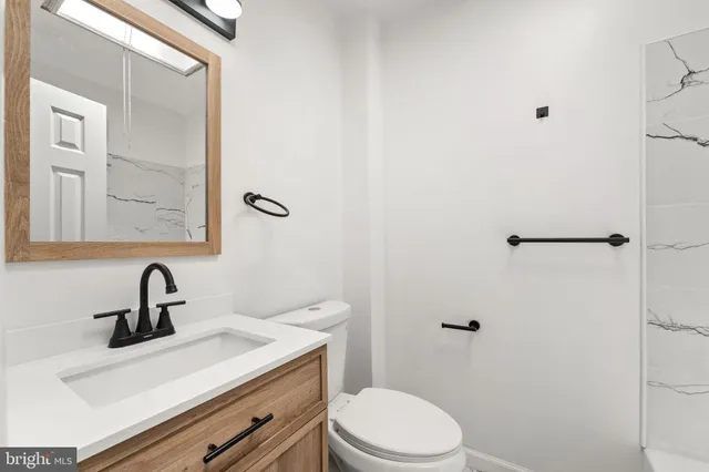 $238,999 | 1239 Lake Shore Drive, Camden, NJ 08104