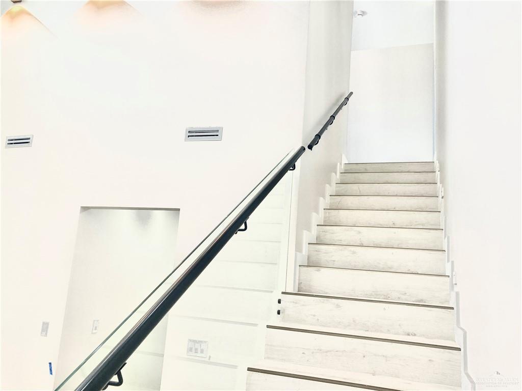 2218 Corales Street Mission, TX 78573 - Photo 11 of 22 a view of entryway