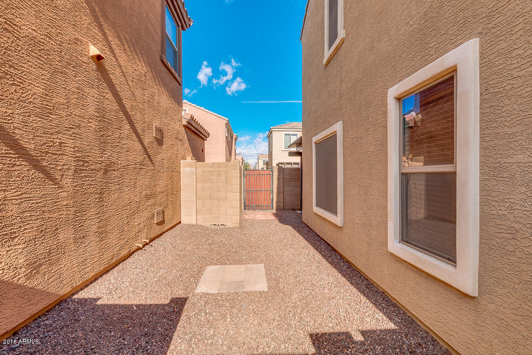 1714 South Martingale Road Gilbert, AZ 85295 - Photo 31 of 32 29-Martingale