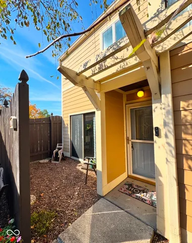 $185,000 | 748 Ironwood Drive, Avon, IN 46123