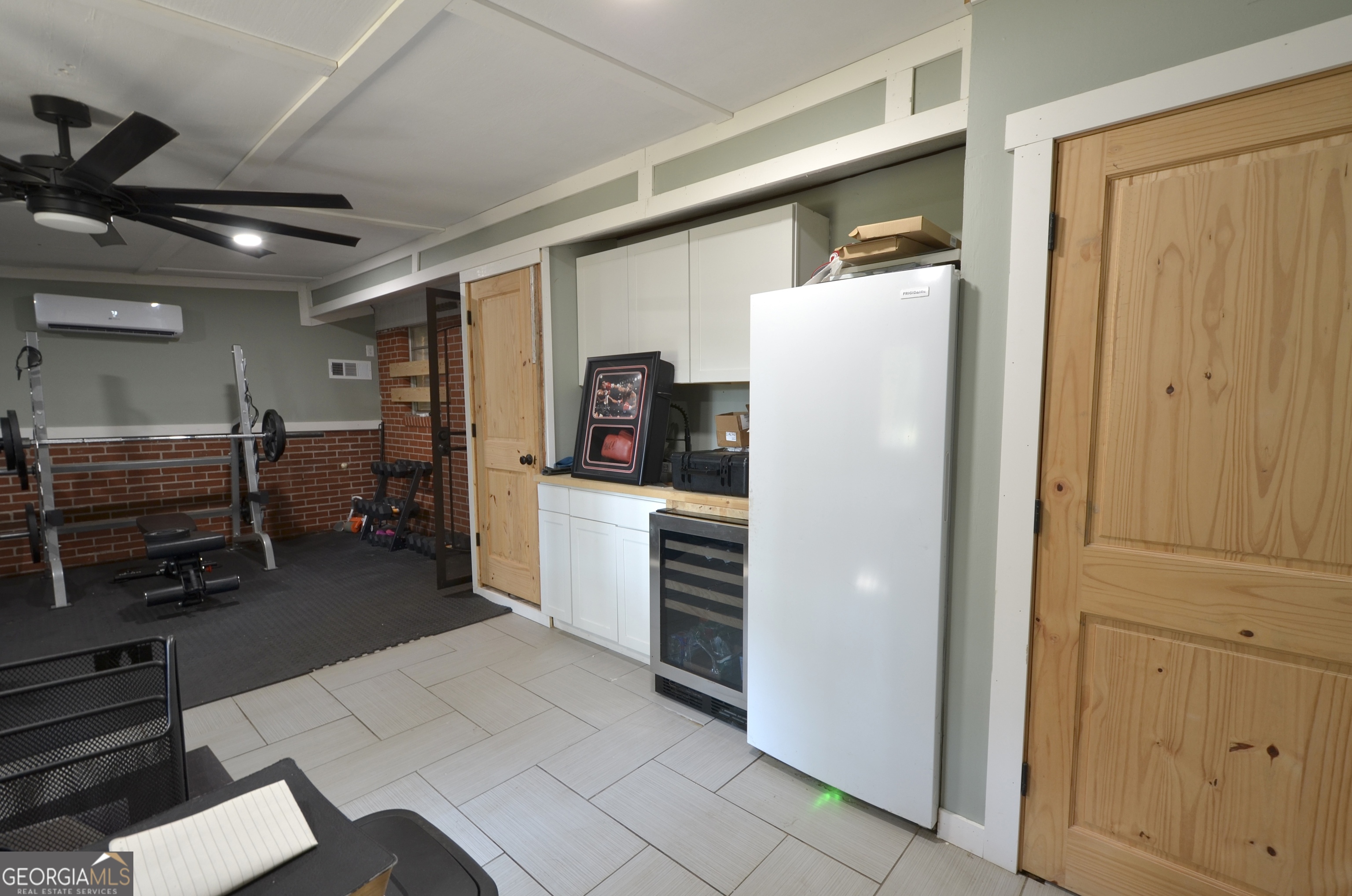 228 Legion Drive Eastman, GA 31023 - Photo 30 of 37 a walk in closet