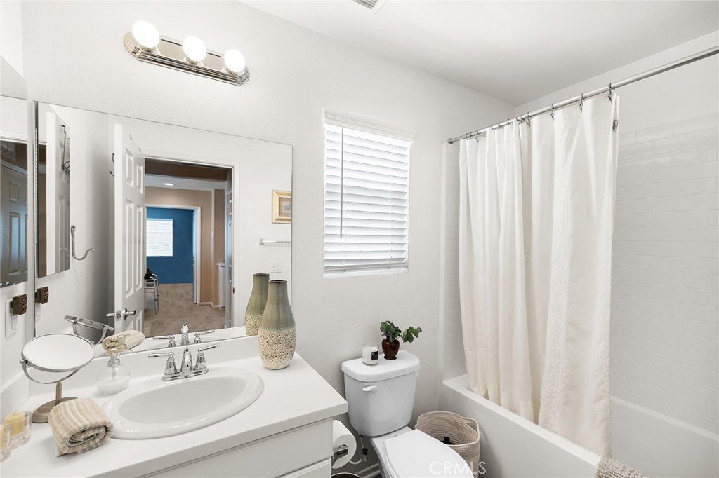 35366 White Camarillo Lane Fallbrook, CA 92028 - Photo 16 of 29