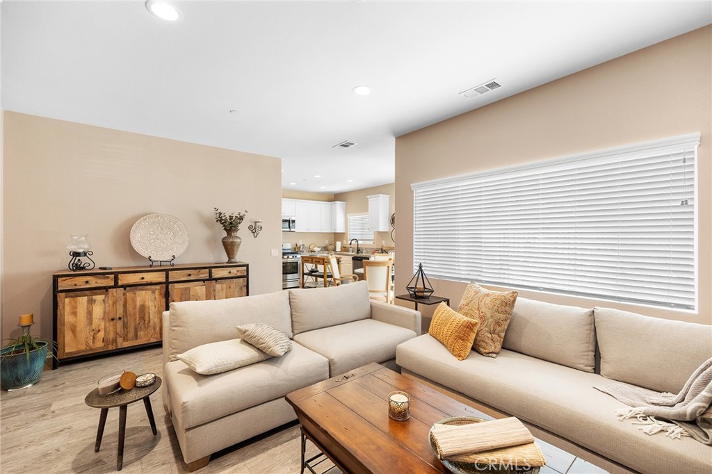 35366 White Camarillo Lane Fallbrook, CA 92028 - Photo 8 of 29